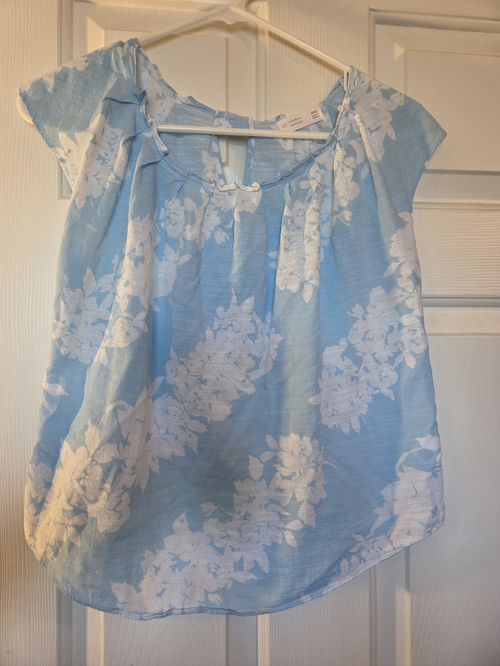 LC Lauren Conrad Light Blue Short Sleeve Blouse